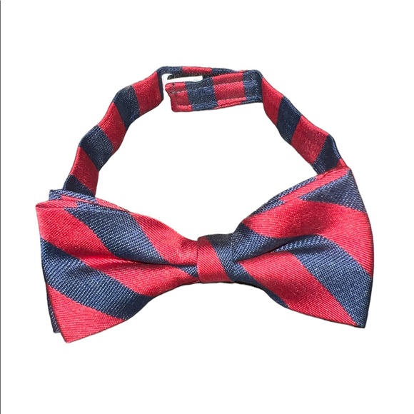 Bow tie - Picture 1 of 3